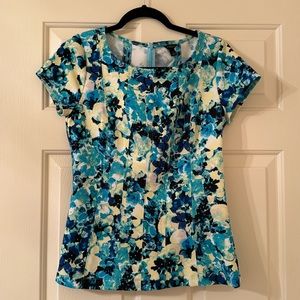 Ann Taylor floral top, size small